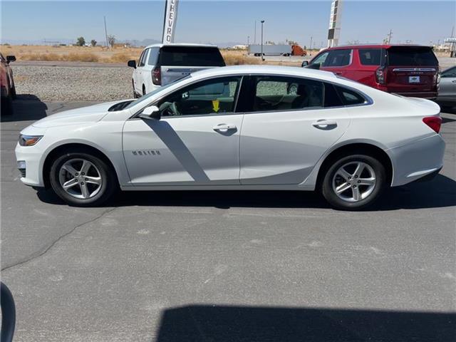 2025 Chevrolet Malibu LS w/1LS Sedan 7