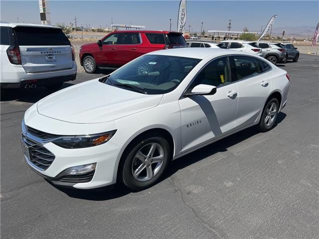 2025 Chevrolet Malibu LS w/1LS Sedan 8