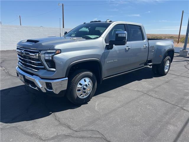 2025 Chevrolet Silverado 3500HD  2