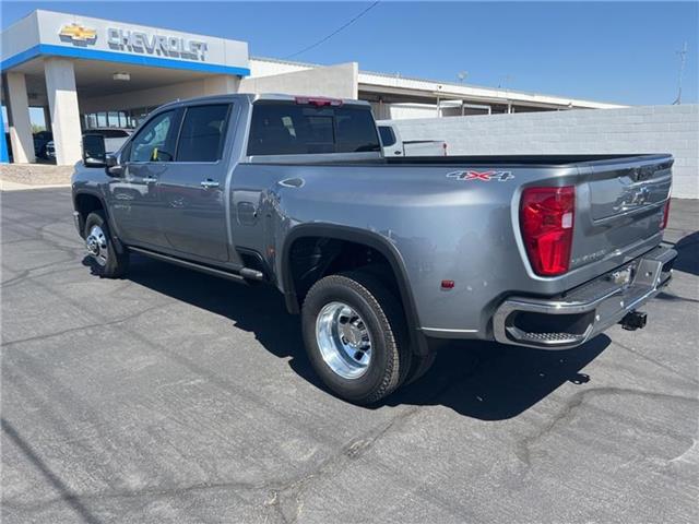 2025 Chevrolet Silverado 3500HD  4