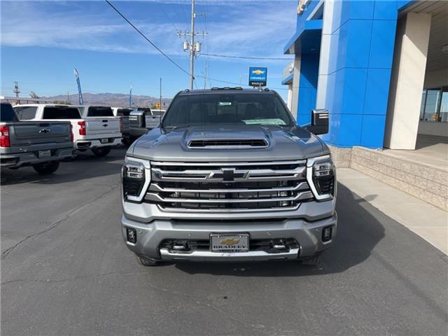 2025 Chevrolet Silverado 3500HD  2