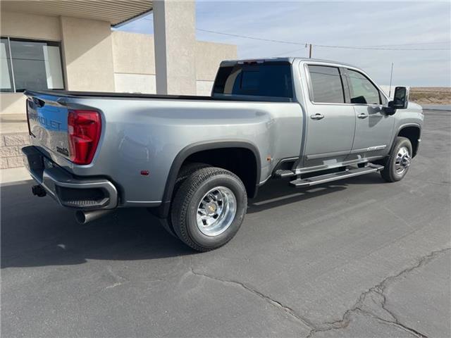 2025 Chevrolet Silverado 3500HD  7