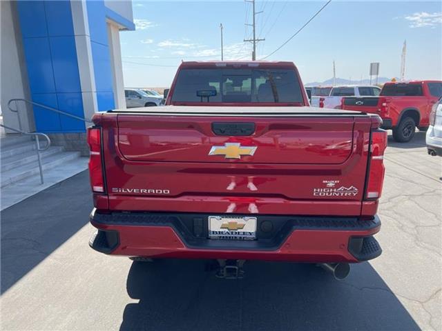 2024 Chevrolet Silverado 2500HD High Country 4x4 Crew Cab 6.75 ft. box 159 in. WB 7