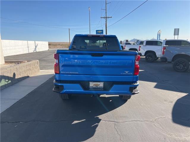 2025 Chevrolet Silverado 1500 Custom 4x2 Crew Cab 5.75 ft. box 147.4 in. WB 6