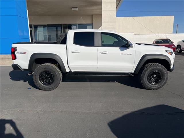 2024 Chevrolet Colorado  ZR2 4x4 Crew Cab 5 ft. box 131 in. WB 8