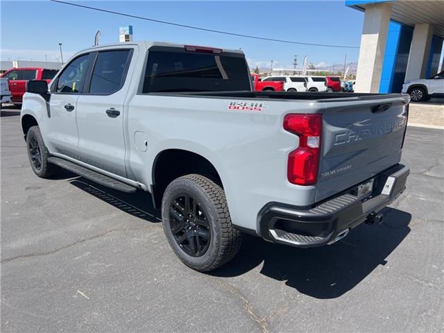 2024 Chevrolet Silverado 1500 LT Trail Boss 4x4 Crew Cab 5.75 ft. box 147.4 in. WB 6