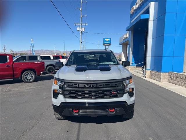 2025 Chevrolet Silverado 1500 Custom Trail Boss 4x4 Crew Cab 5.75 ft. box 147.4 in. WB 2