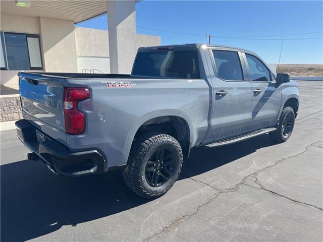 2025 Chevrolet Silverado 1500 Custom Trail Boss 4x4 Crew Cab 5.75 ft. box 147.4 in. WB 7