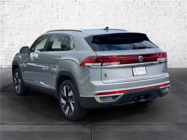 new 2024 Volkswagen Atlas Cross Sport car