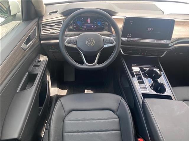 new 2024 Volkswagen Atlas car