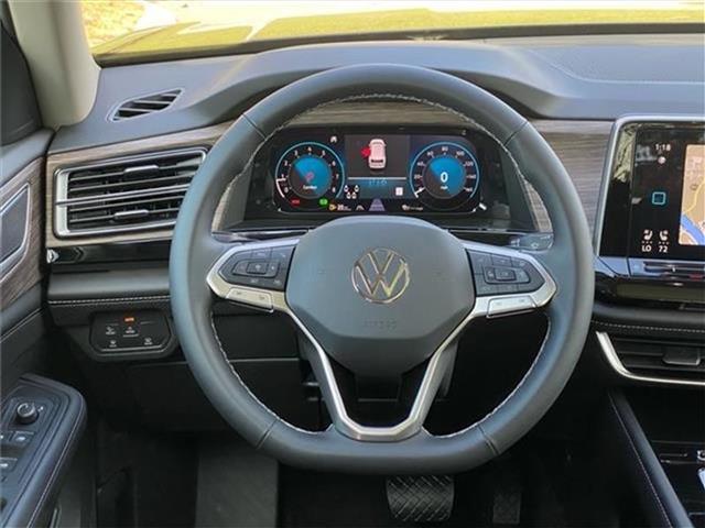 new 2025 Volkswagen Atlas car