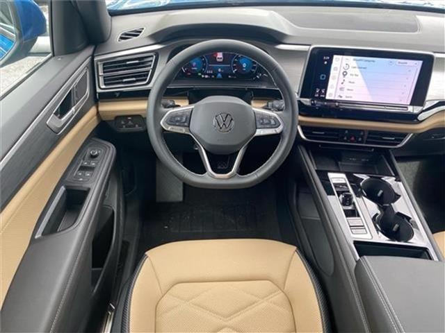 new 2024 Volkswagen Atlas Cross Sport car