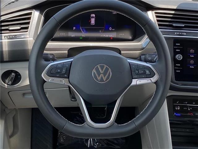 new 2024 Volkswagen Tiguan car