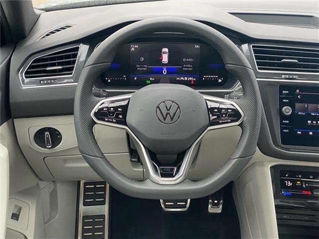 new 2024 Volkswagen Tiguan car