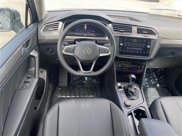 new 2024 Volkswagen Tiguan car