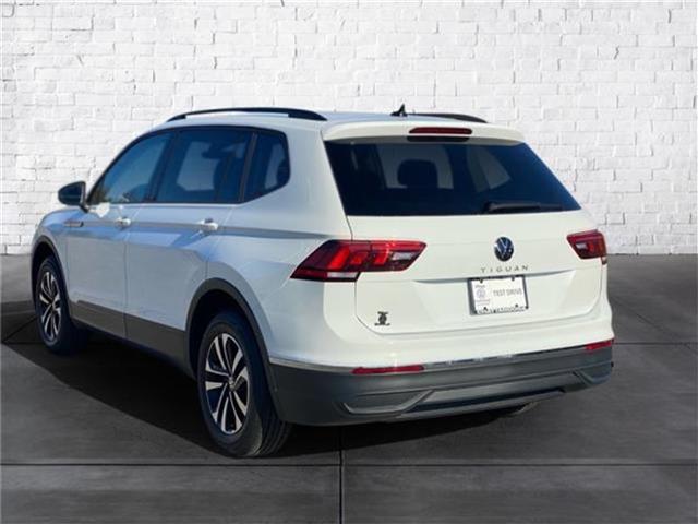 new 2024 Volkswagen Tiguan car