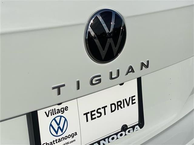 new 2024 Volkswagen Tiguan car