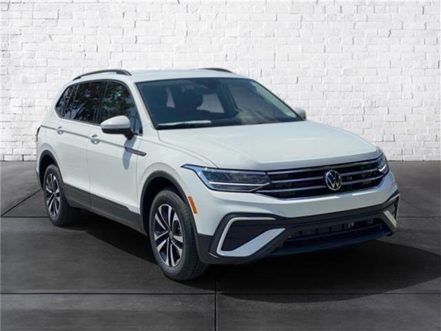 new 2024 Volkswagen Tiguan car