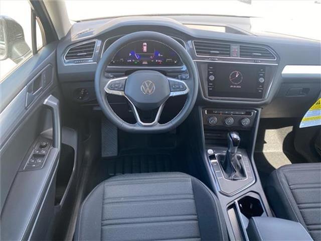 new 2024 Volkswagen Tiguan car