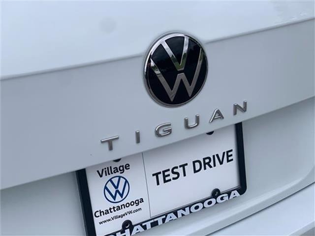 new 2024 Volkswagen Tiguan car