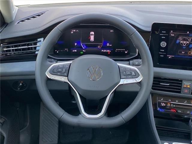 new 2025 Volkswagen Jetta car