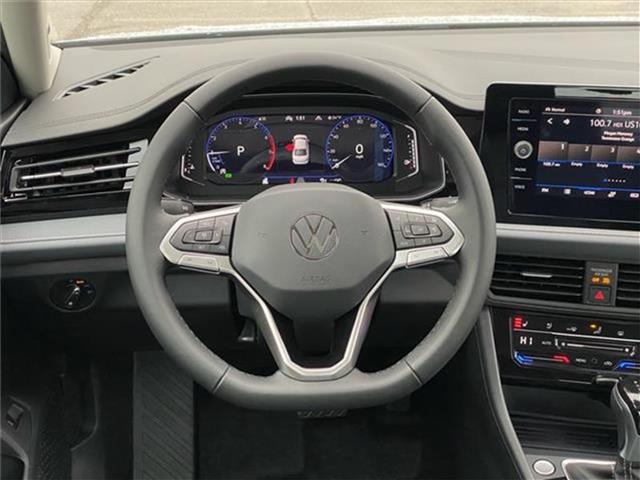 new 2025 Volkswagen Jetta car