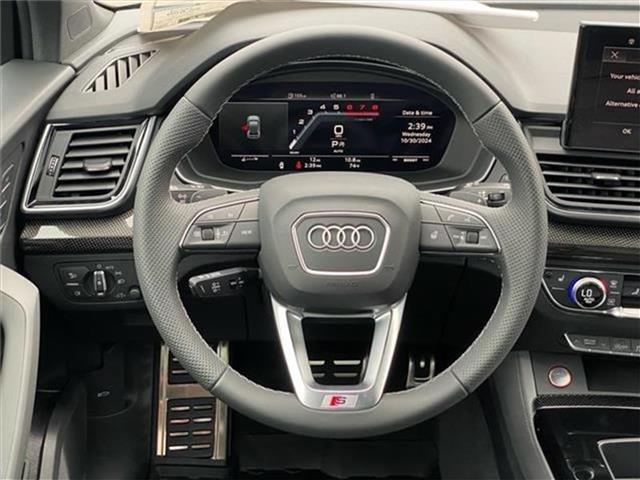 new 2024 Audi SQ5 car