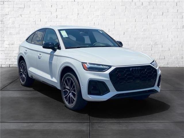 new 2024 Audi SQ5 car