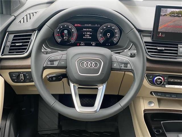 new 2024 Audi Q5 car