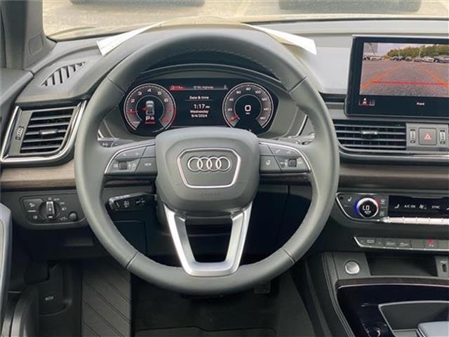 new 2024 Audi Q5 car