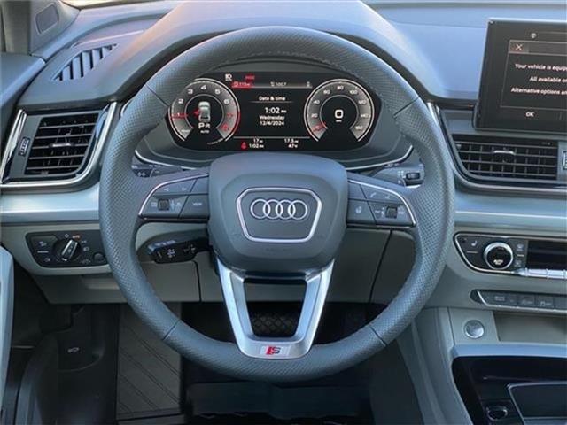 new 2024 Audi Q5 car