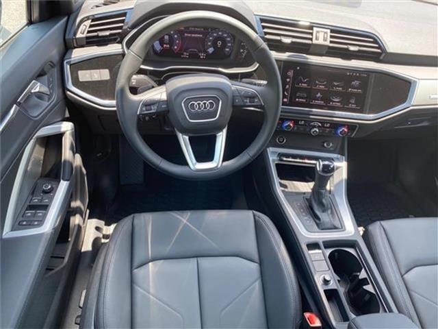 new 2024 Audi Q3 car