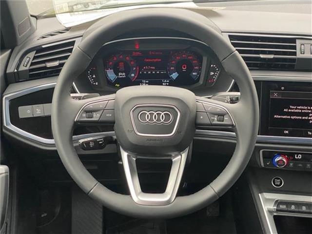 new 2024 Audi Q3 car