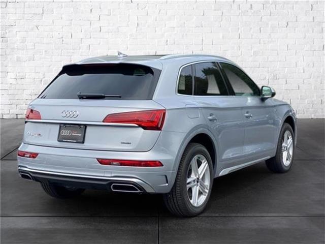 new 2024 Audi Q5 e car