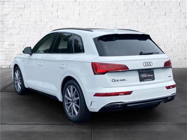 new 2024 Audi Q5 e car