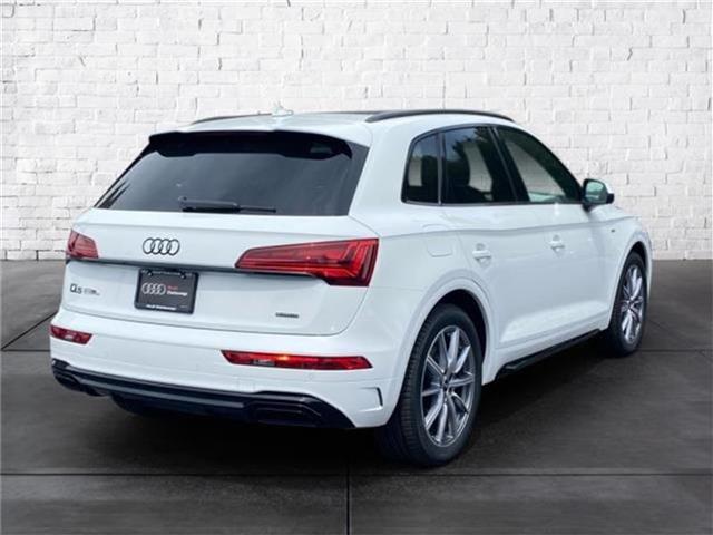 new 2024 Audi Q5 e car