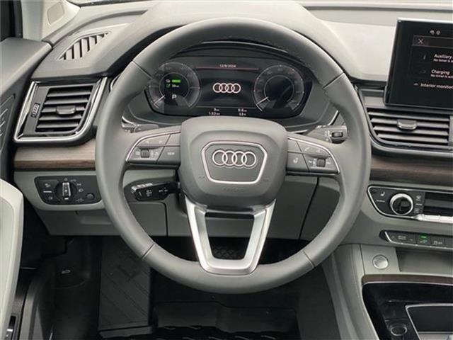 new 2025 Audi Q5 e car