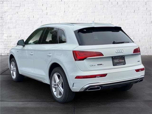 new 2024 Audi Q5 e car