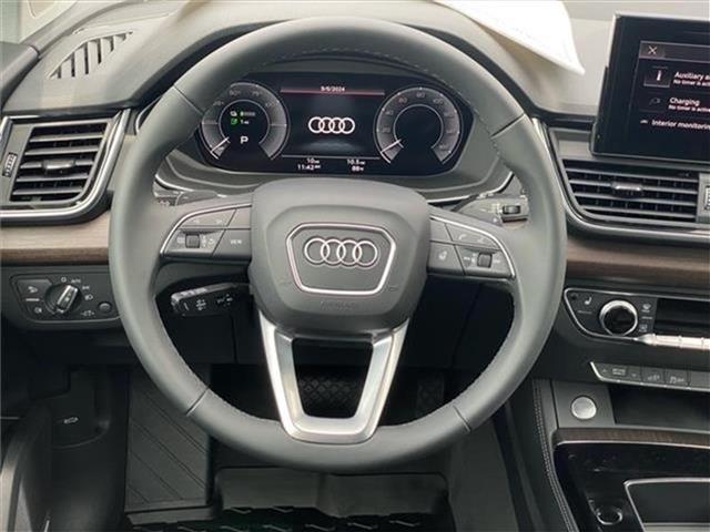 new 2024 Audi Q5 e car