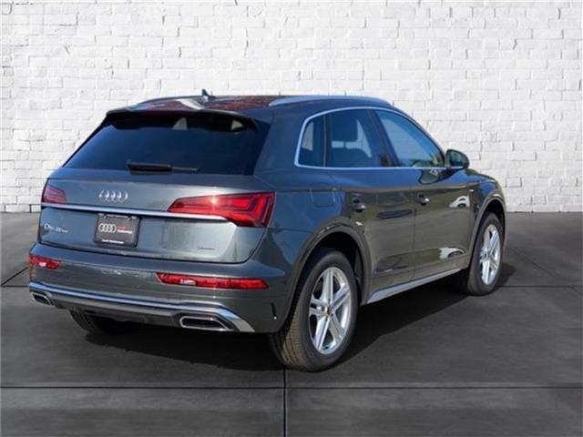 new 2024 Audi Q5 e car