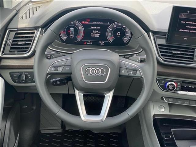 new 2024 Audi Q5 car