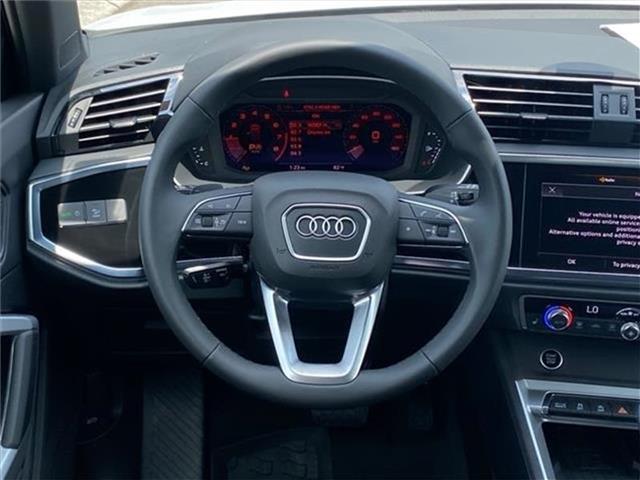 new 2024 Audi Q3 car