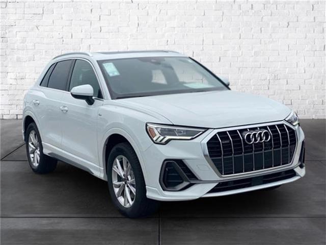 new 2024 Audi Q3 car