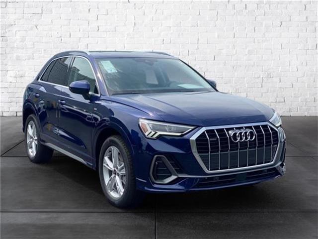 new 2024 Audi Q3 car