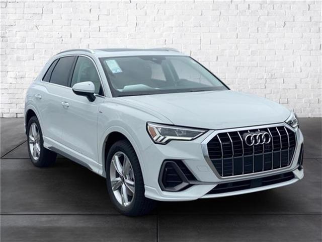 new 2024 Audi Q3 car