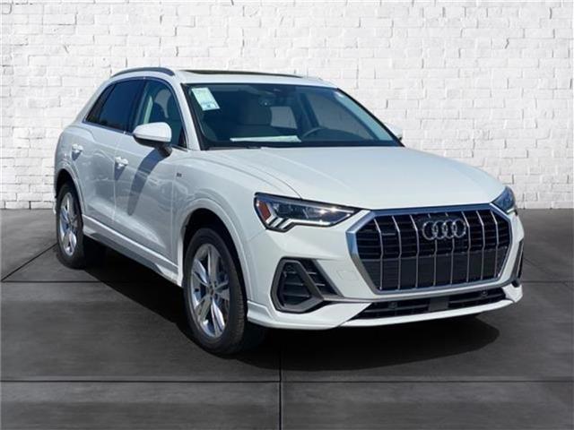 new 2024 Audi Q3 car