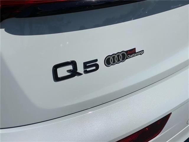 new 2024 Audi Q5 e car