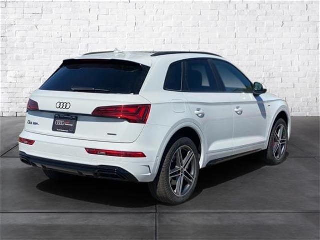 new 2024 Audi Q5 e car