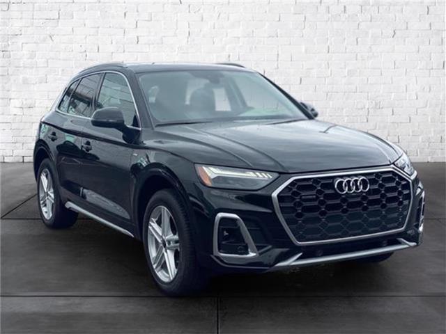 new 2024 Audi Q5 e car