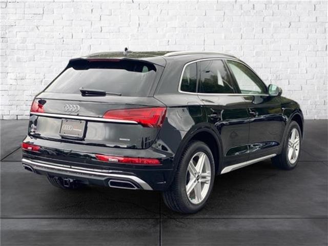 new 2024 Audi Q5 e car